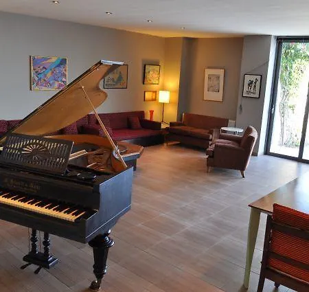 Vila Leonidionhouses - The Ogra House