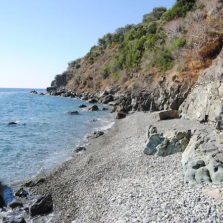 Leonidionhouses - The Ogra House * Leonídion