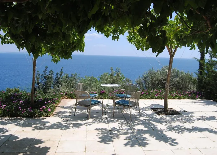 Villa Leonidionhouses - The Ogra House